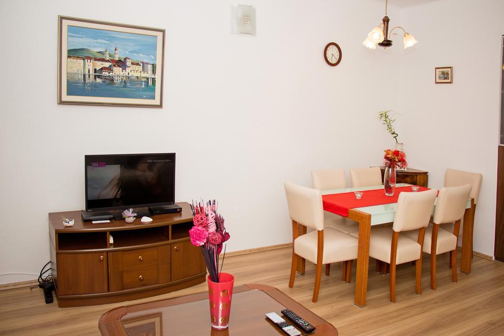 Apartment Leatoni Spalato Esterno foto
